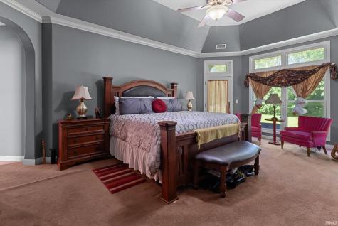 5813 Wayne Trace Fort Wayne IN 46816