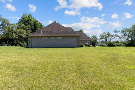 5813 Wayne Trace Fort Wayne IN 46816
