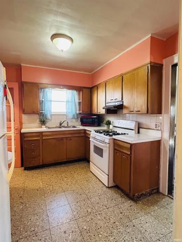 1212 S Moreland Avenue Indianapolis IN 46241