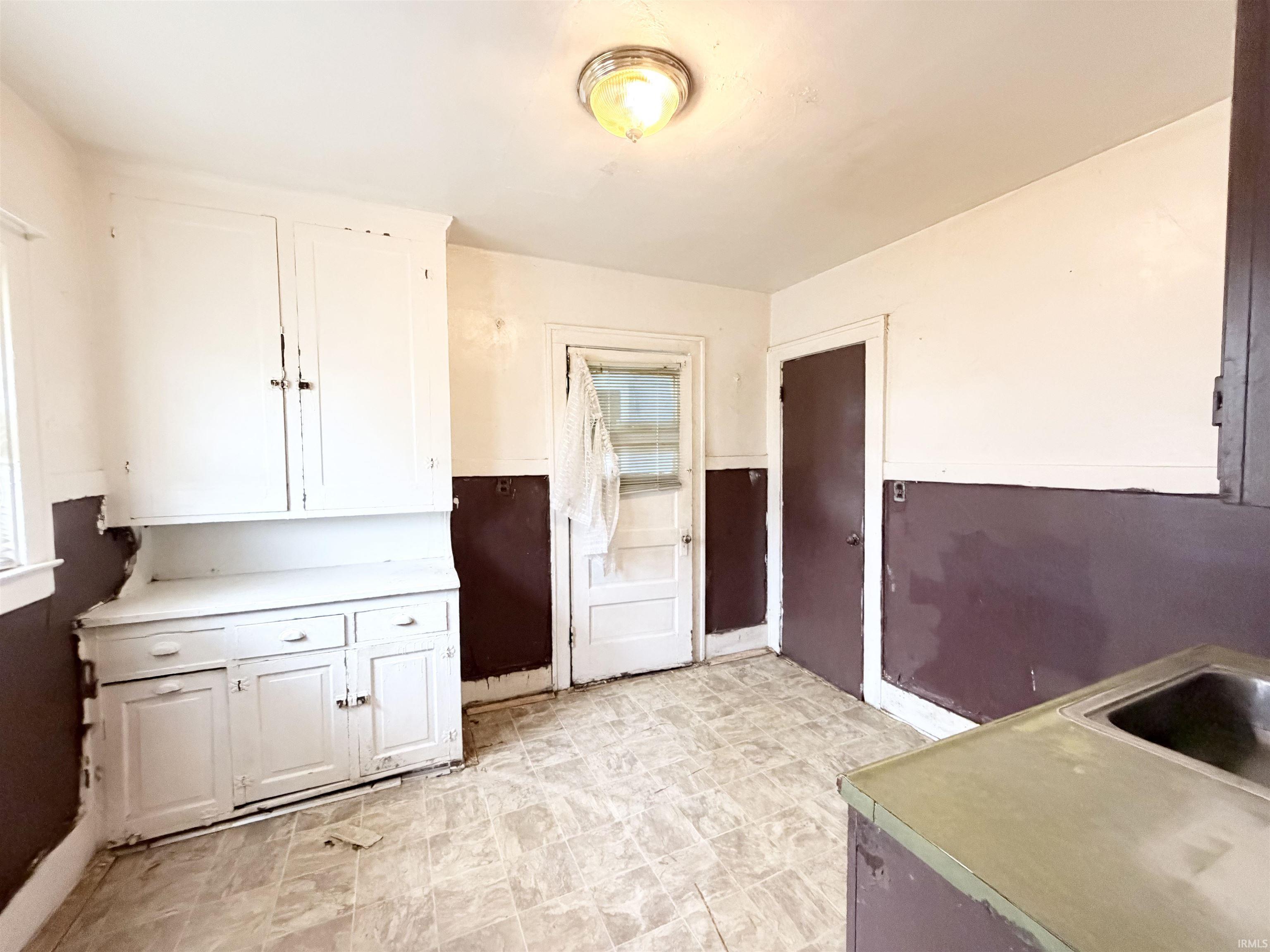 2317 Linden Street South Bend IN 46628