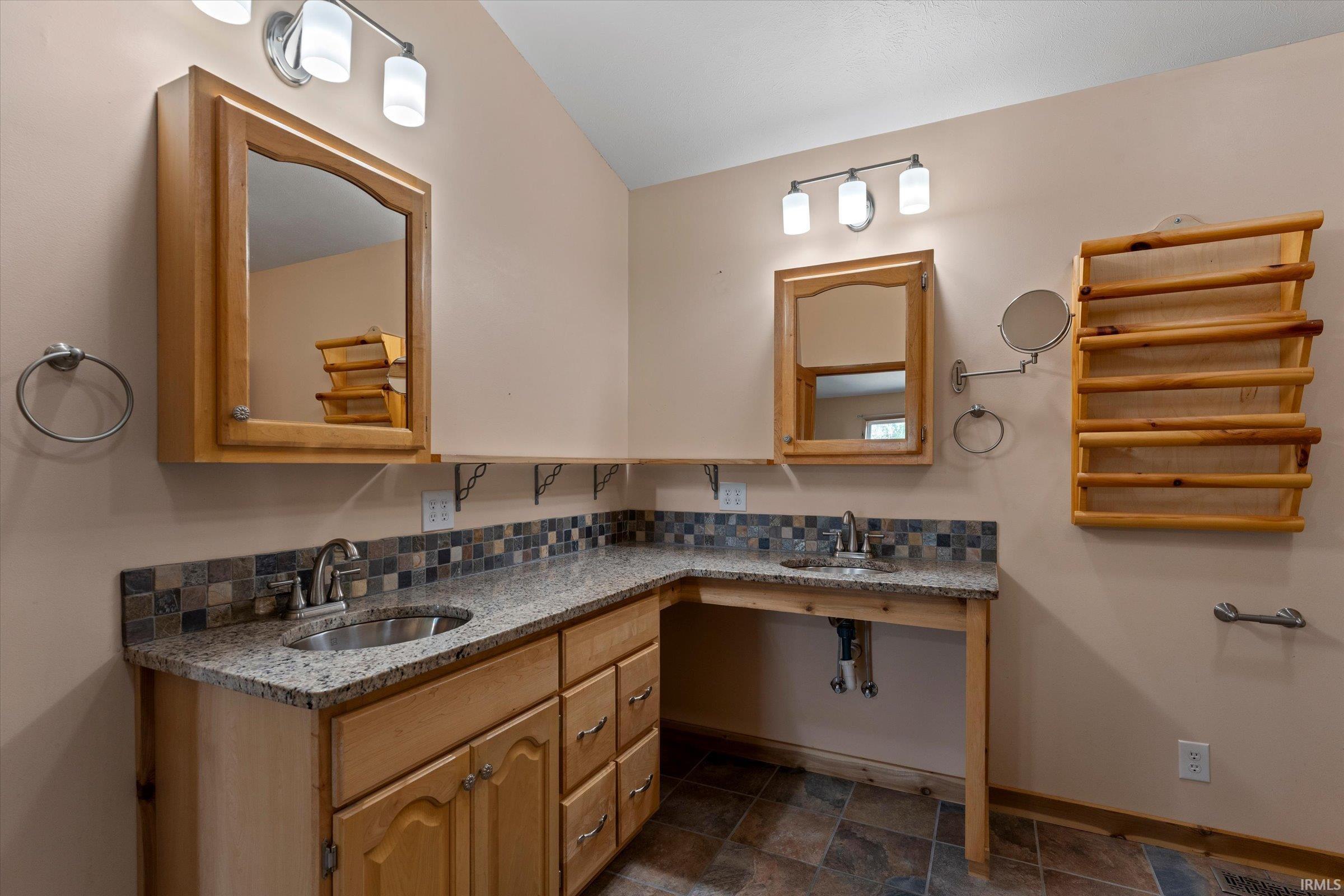 12330 County Road 4 Street Middlebury IN 46540