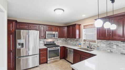 1119 Wescott Drive Fort Wayne IN 46818