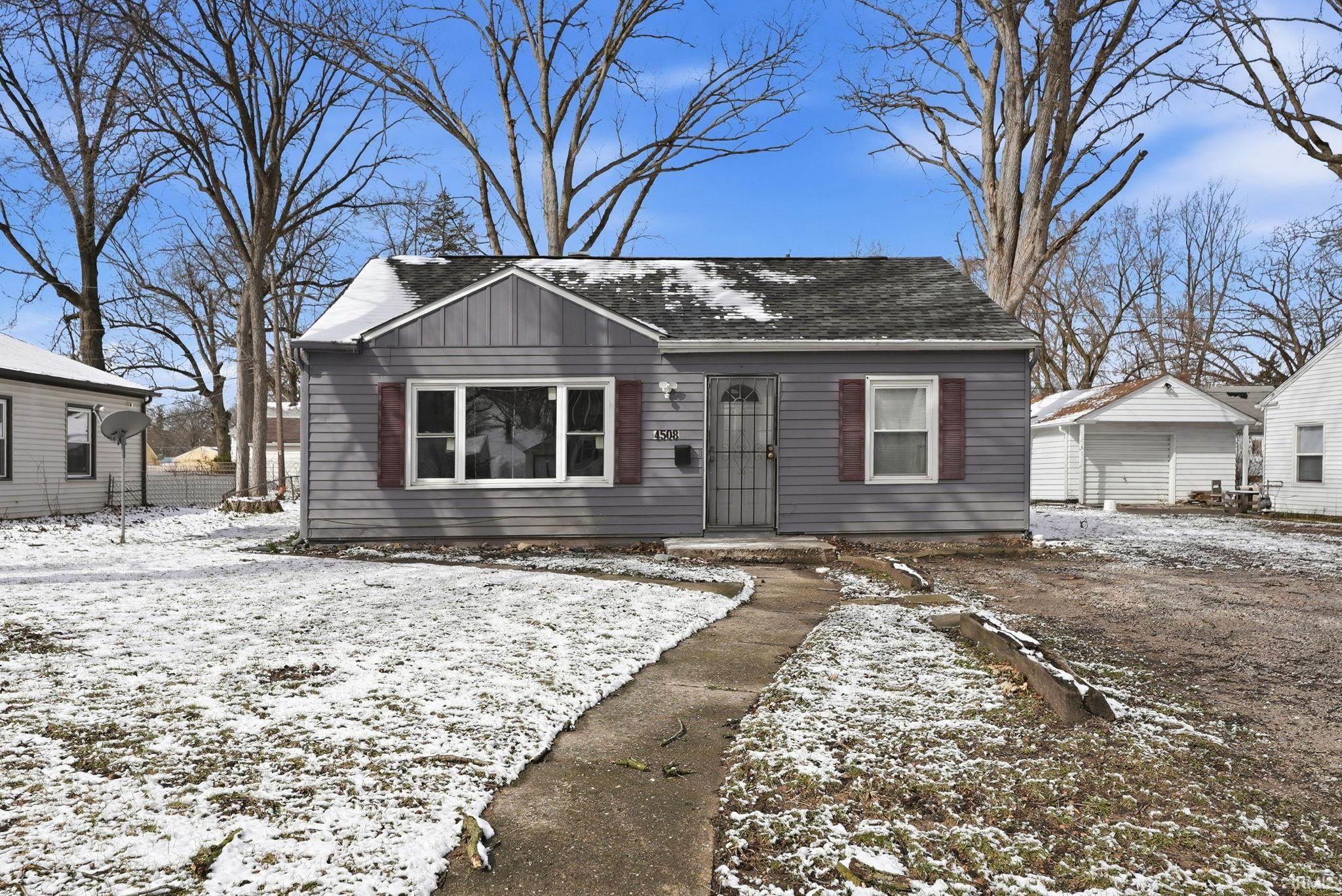4508 SW Anthony Wayne Drive Fort Wayne IN 46806