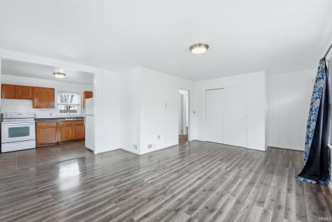 4508 SW Anthony Wayne Drive Fort Wayne IN 46806