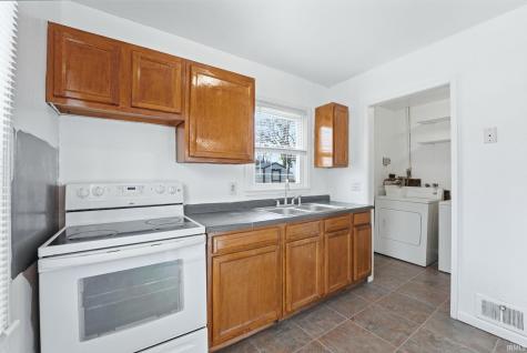 4508 SW Anthony Wayne Drive Fort Wayne IN 46806