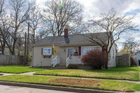 2215 S William Street South Bend IN 46613