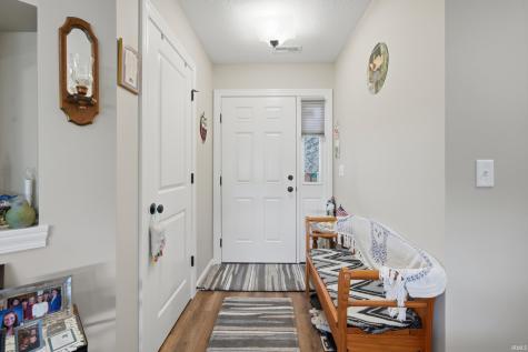 141 West Wind Trail Avilla IN 46710