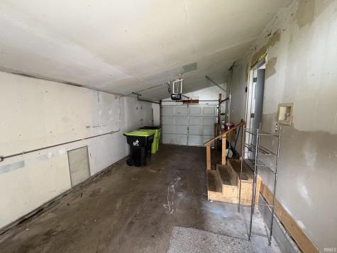 280 Wright Street Huntington IN 46750