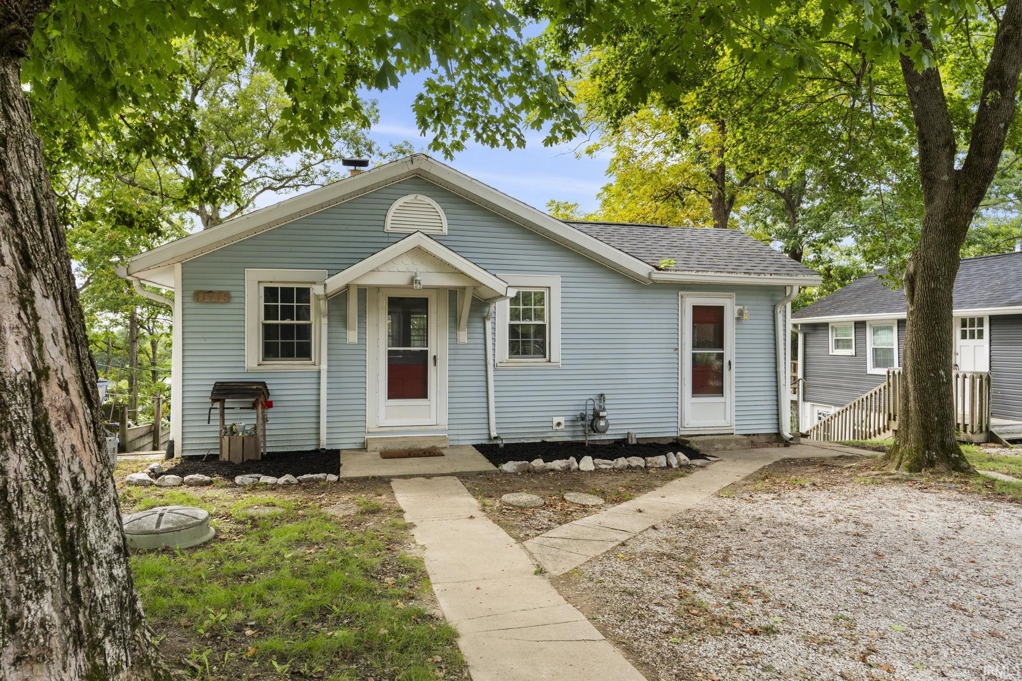 11910 W Breezy Point Drive Monticello IN 47960