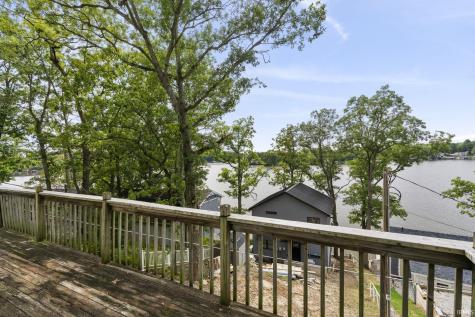 11910 W Breezy Point Drive Monticello IN 47960