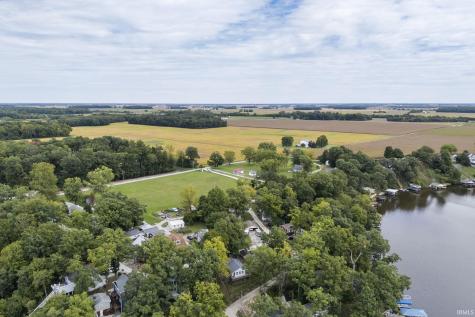 11910 W Breezy Point Drive Monticello IN 47960
