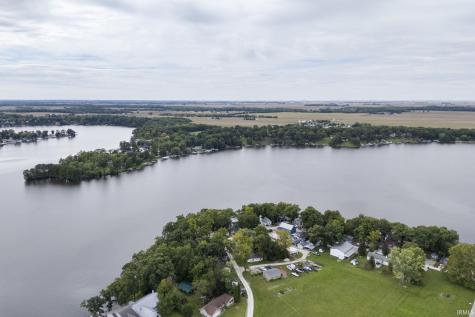 11910 W Breezy Point Drive Monticello IN 47960