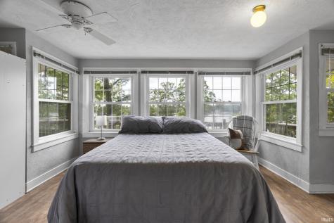 11910 W Breezy Point Drive Monticello IN 47960