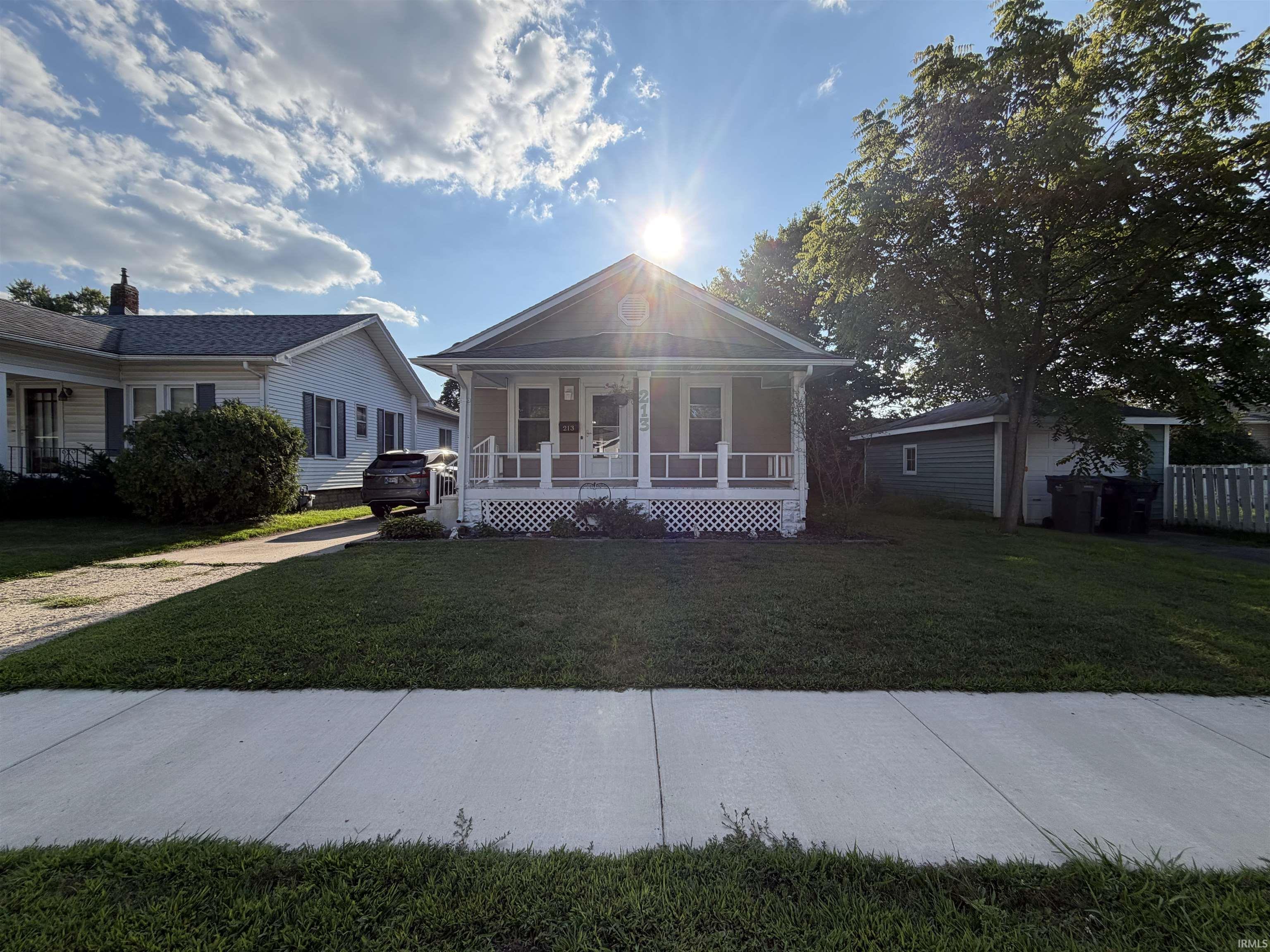 213 Manor Avenue Elkhart IN 46516