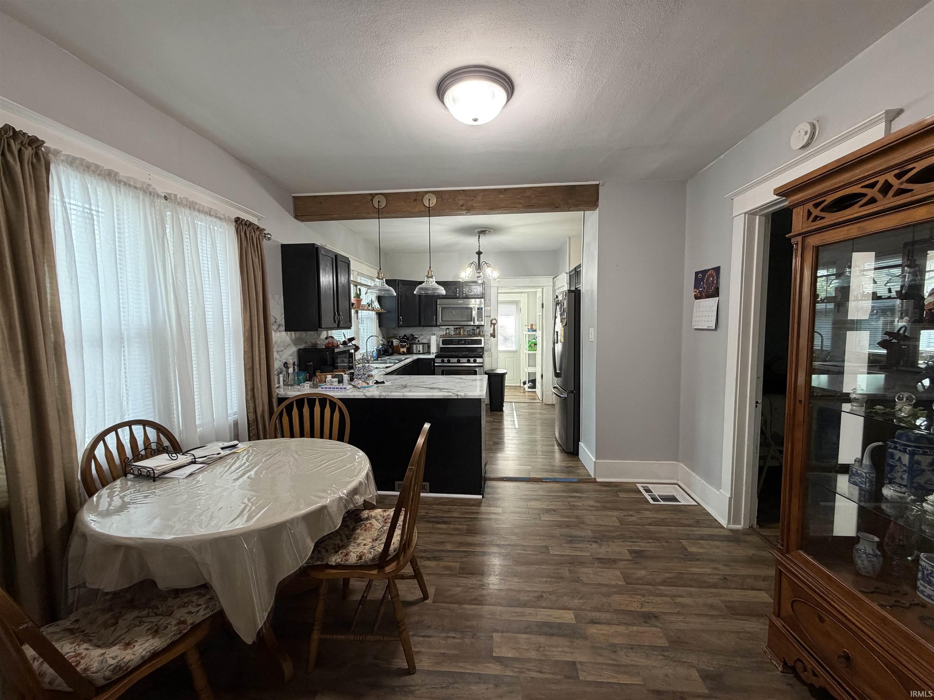 213 Manor Avenue Elkhart IN 46516