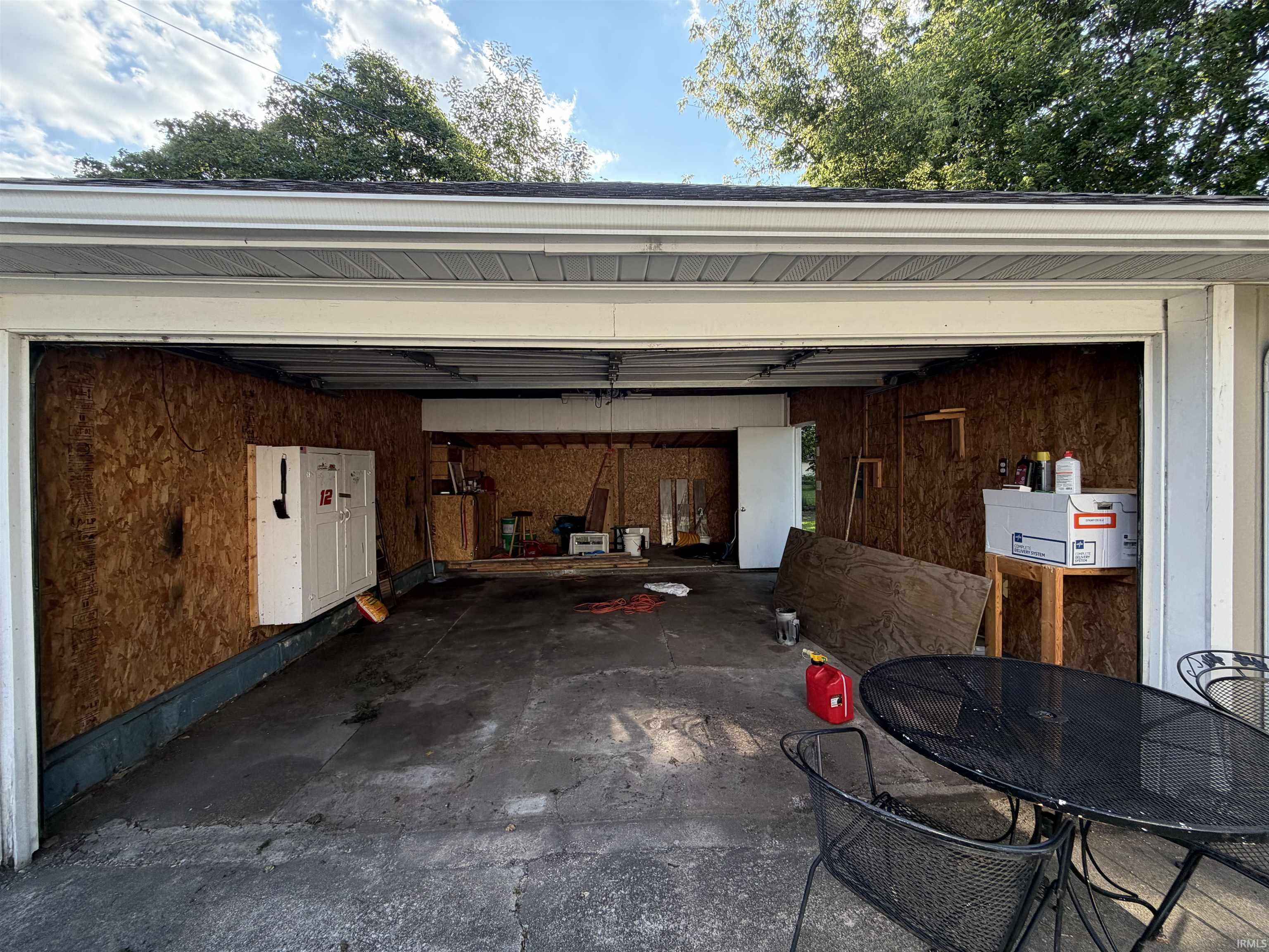 213 Manor Avenue Elkhart IN 46516