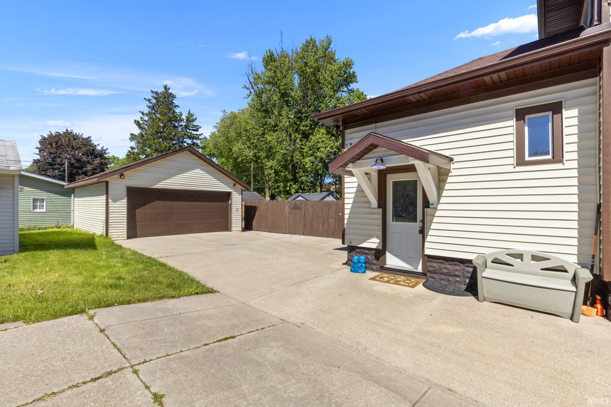 522 Laurel Street Elkhart IN 46514