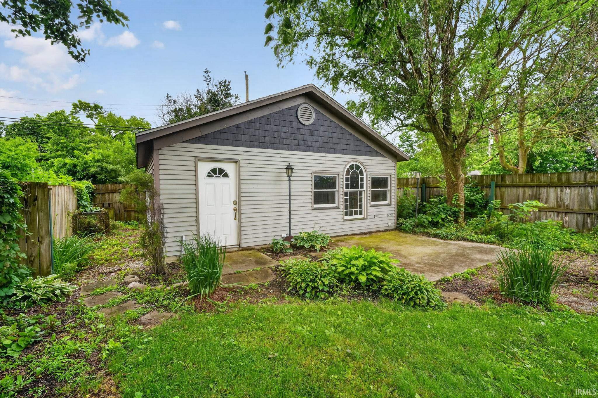 816 W Lasalle Avenue South Bend IN 46601