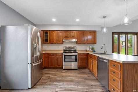 5417 Stonecreek Trail Fort Wayne IN 46825