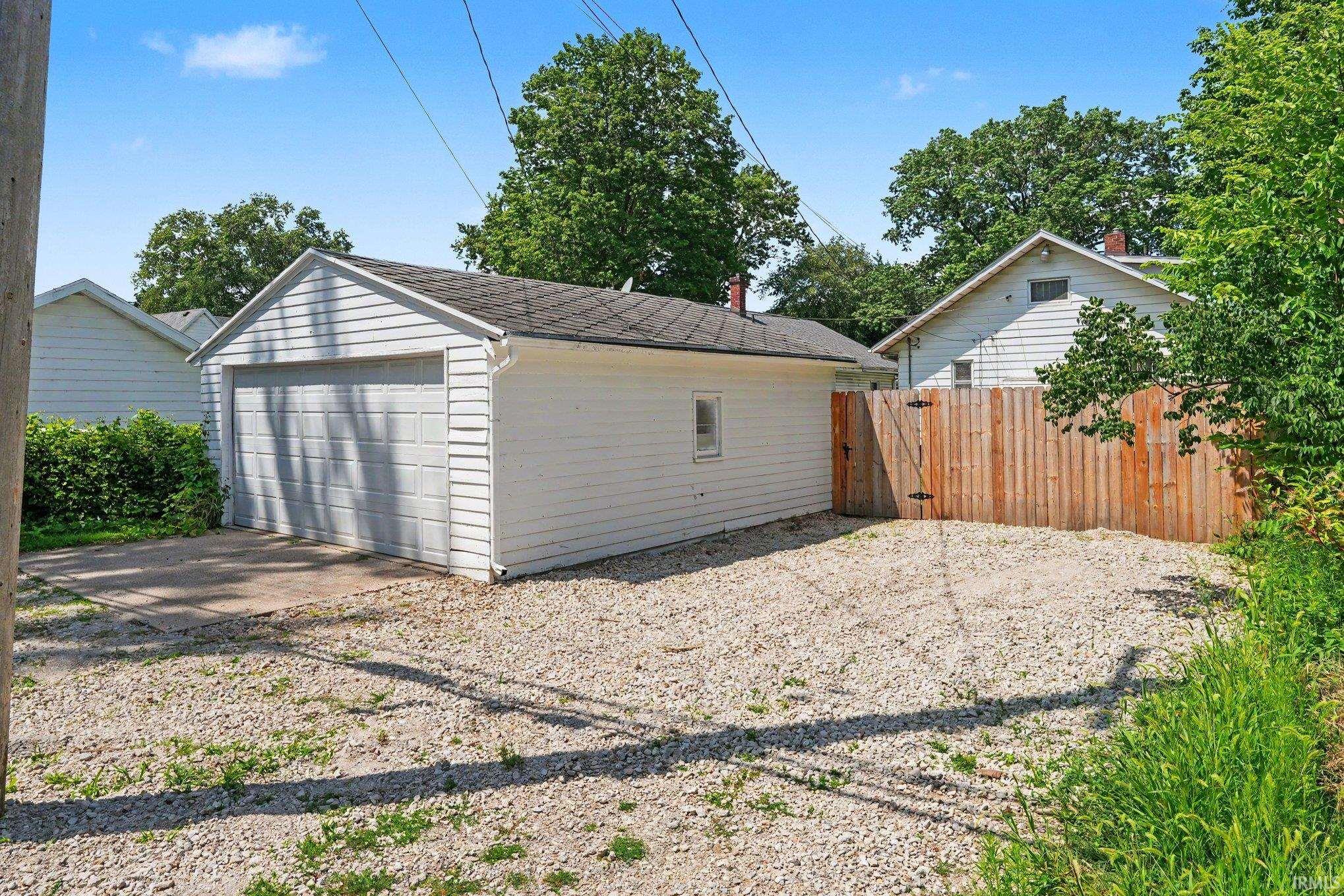 1007 E 3rd Street Mishawaka IN 46544