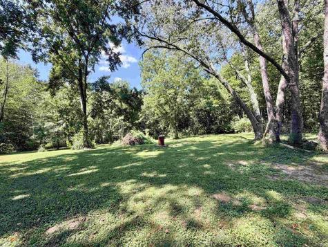 2533 N 1500 W Dugger IN 47848