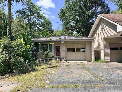 2533 N 1500 W Dugger IN 47848