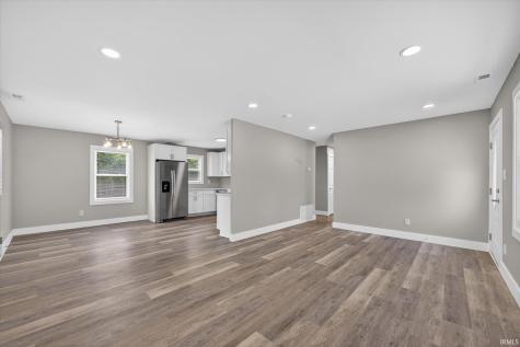 415 S 3rd Street Ellettsville IN 47429