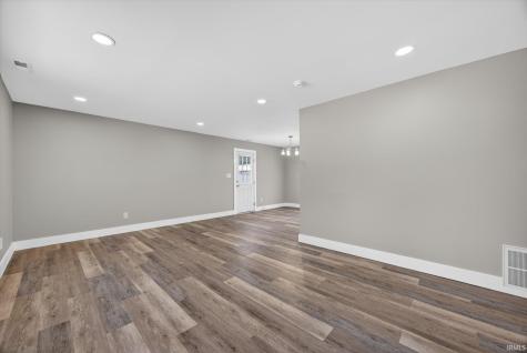 415 S 3rd Street Ellettsville IN 47429