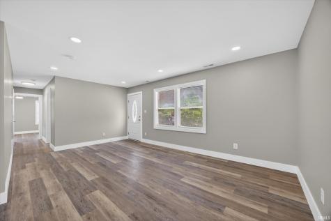 415 S 3rd Street Ellettsville IN 47429