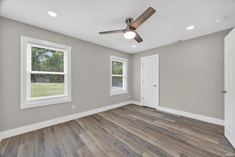 415 S 3rd Street Ellettsville IN 47429
