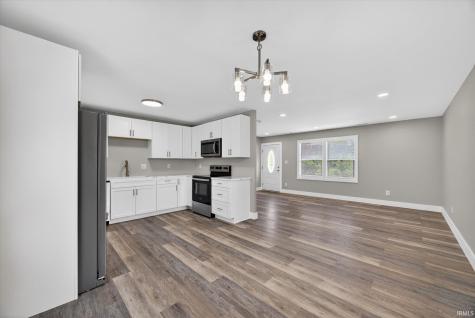 415 S 3rd Street Ellettsville IN 47429