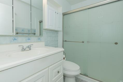 923 Forest Glen Drive Evansville IN 47712