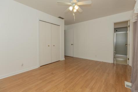 923 Forest Glen Drive Evansville IN 47712