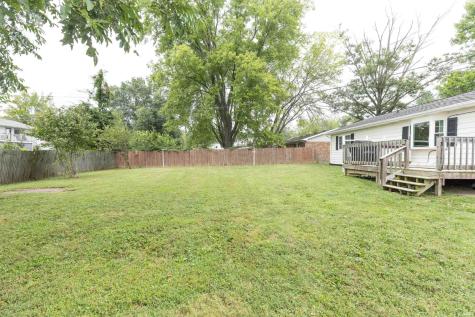 923 Forest Glen Drive Evansville IN 47712