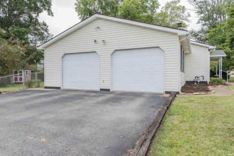 923 Forest Glen Drive Evansville IN 47712