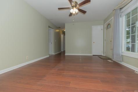 923 Forest Glen Drive Evansville IN 47712