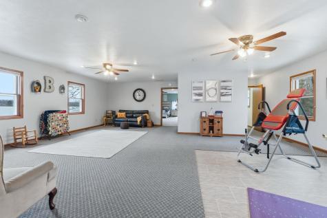 6055 N 190 W Howe IN 46746