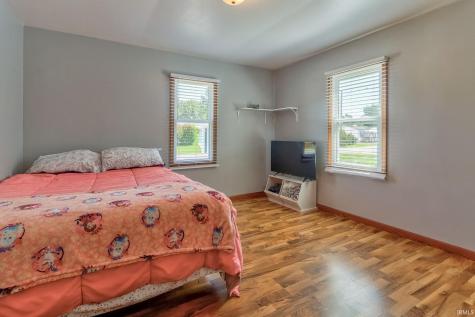 2017 Shelby Avenue Evansville IN 47714