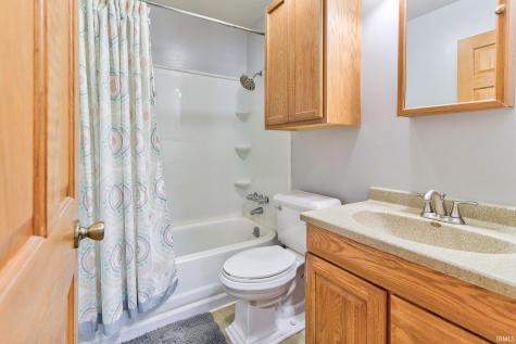 2017 Shelby Avenue Evansville IN 47714