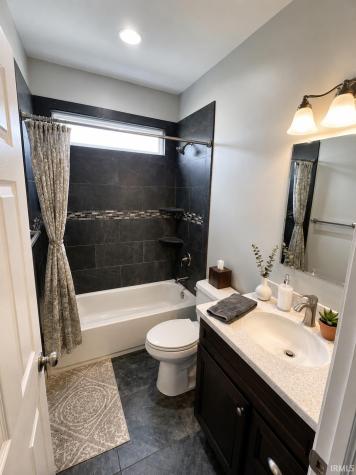 2616 Pine Cone Lane Warsaw IN 46582