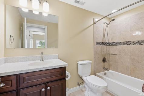 2616 Pine Cone Lane Warsaw IN 46582