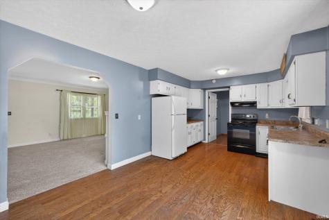 827 Troy Road Washington IN 47501