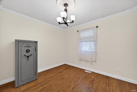 827 Troy Road Washington IN 47501