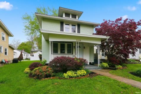 2209 Curdes Avenue Fort Wayne IN 46805