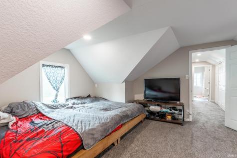 929 E Berry Street Fort Wayne IN 46803