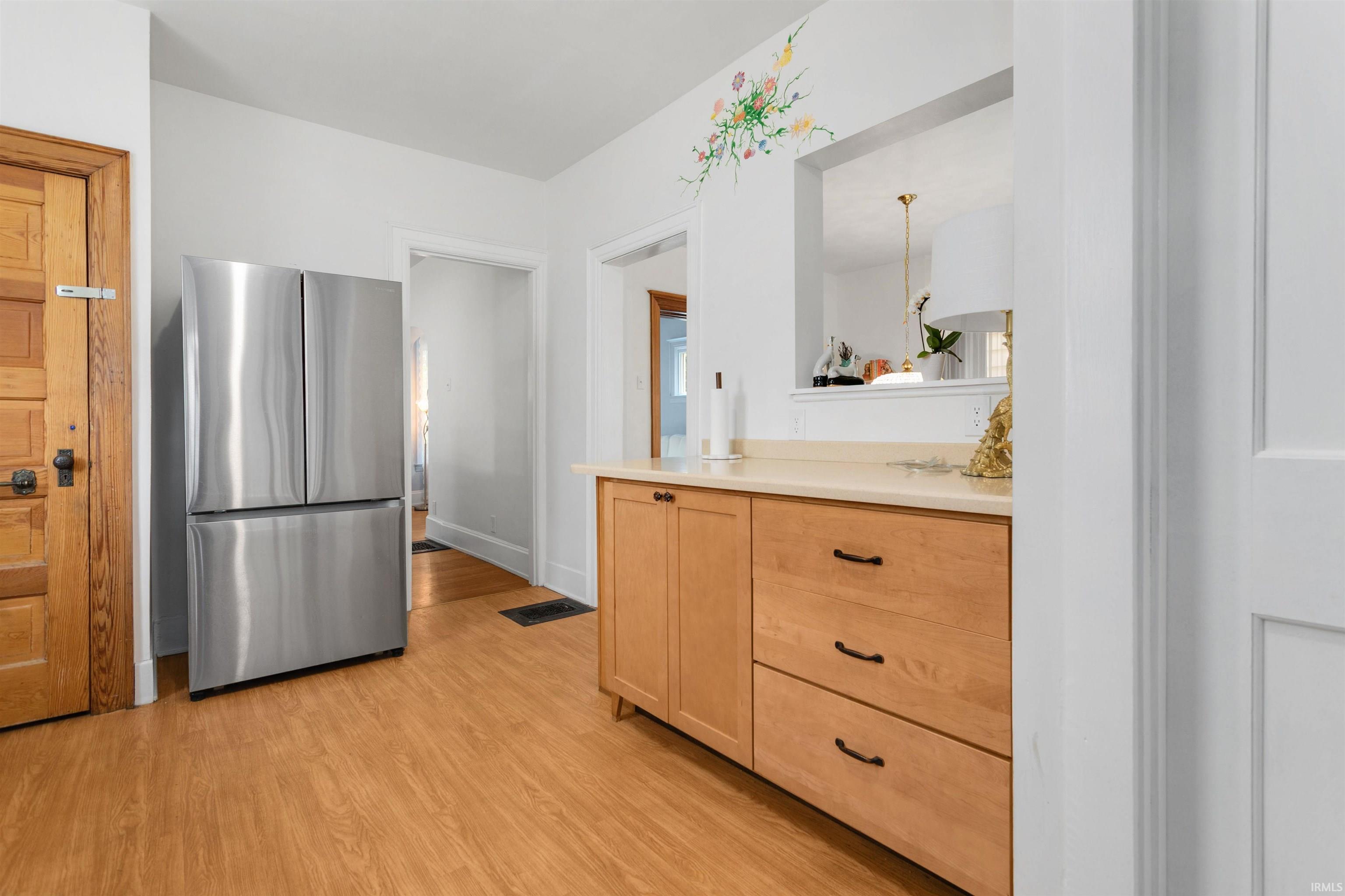 208 E Navarre Street South Bend IN 46601