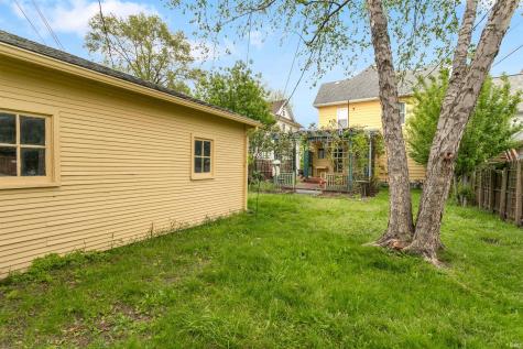 208 E Navarre Street South Bend IN 46601