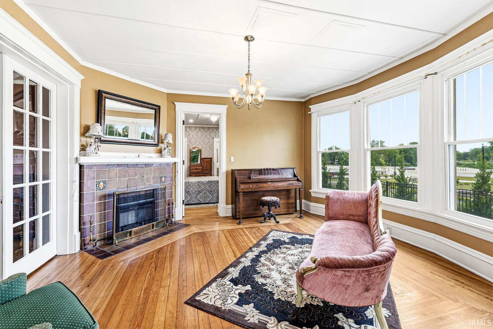 518 E Lincoln Way Mishawaka IN 46544