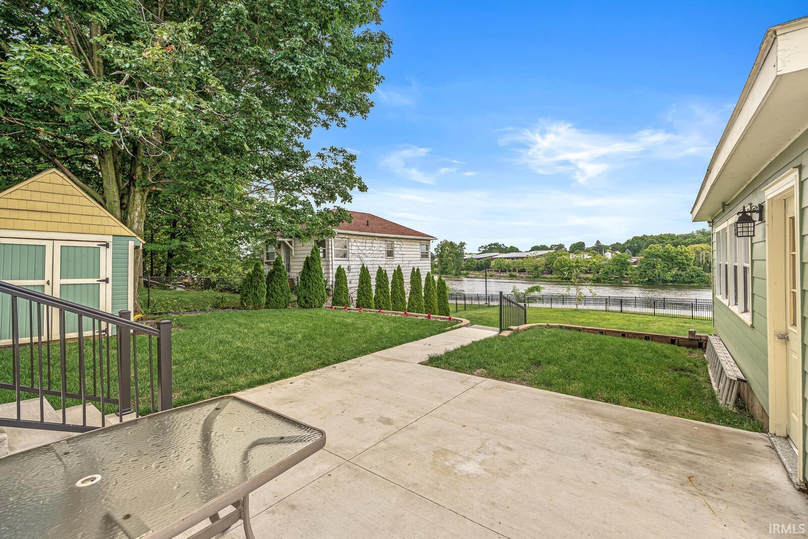 518 E Lincoln Way Mishawaka IN 46544
