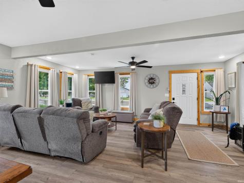 122 E Sunny Acres Drive Rome City IN 46784
